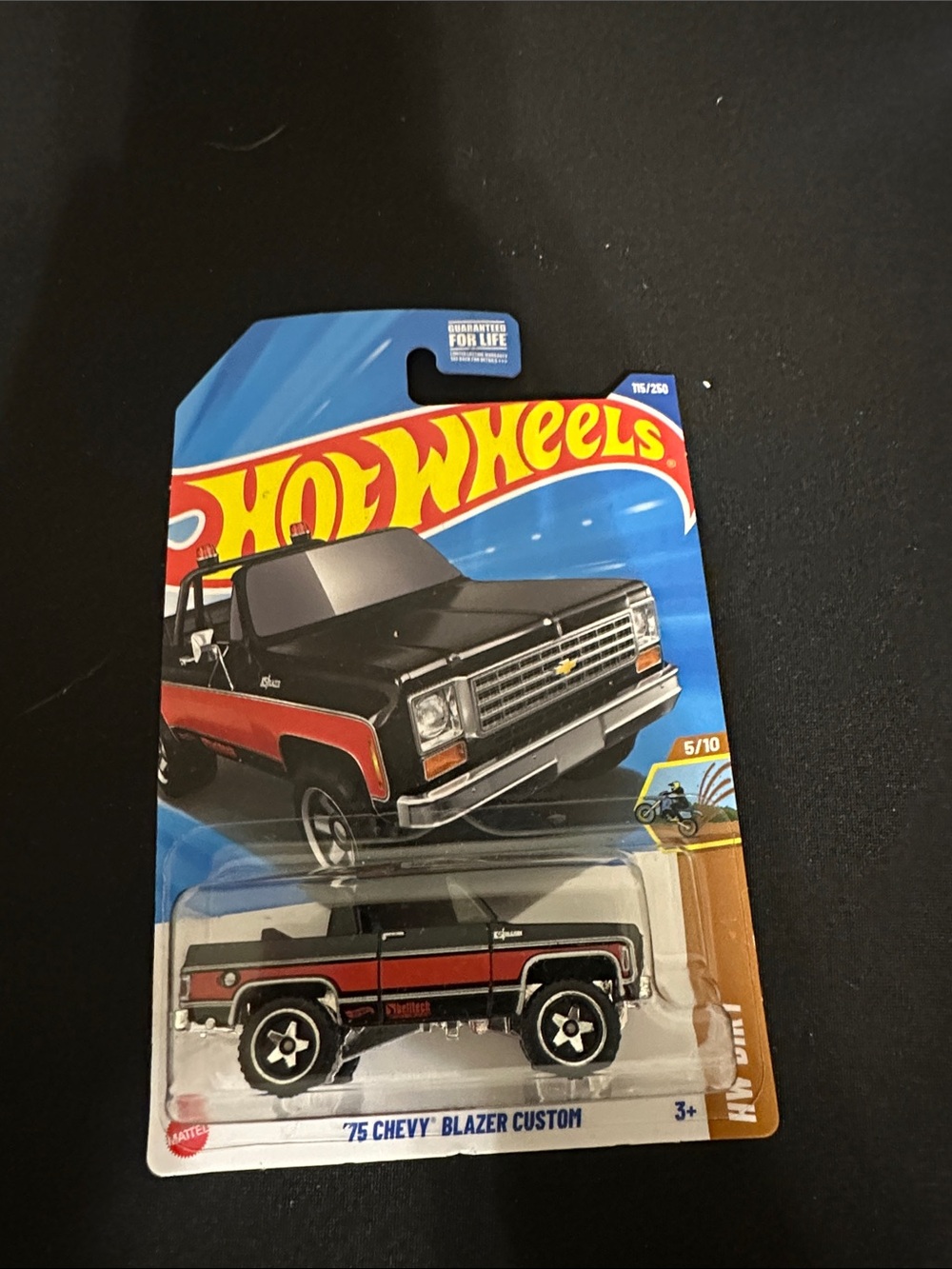 '75 Chevy Blazer Custom - Black and Red Hot Wheels Truck